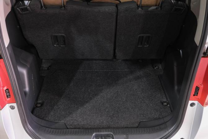 Toyota Ractis I с пробегом 2009 года, цена 699 000 рублей, 133000 км, хэтчбек, Автокод Объявления