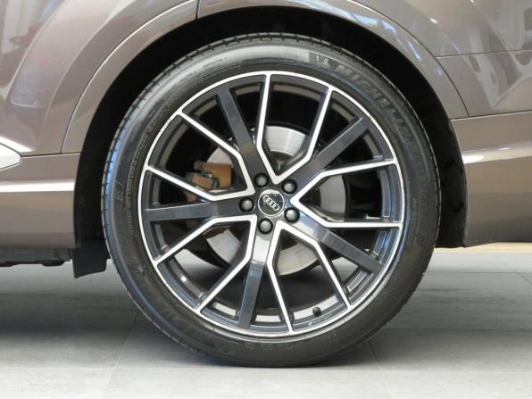 Audi Q7 II (4M) с пробегом 2018 года, цена 5 195 000 рублей, 131000 км, внедорожник, Автокод Объявления