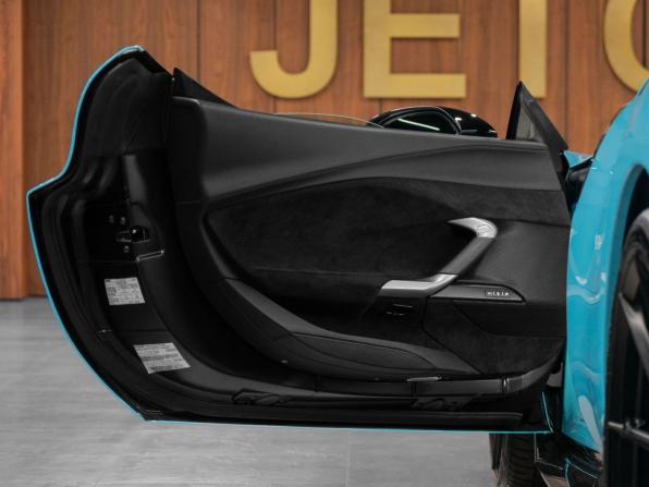 Ferrari 296 с пробегом 2024 года, цена 37 500 000 рублей, 2960 км, родстер, Автокод Объявления