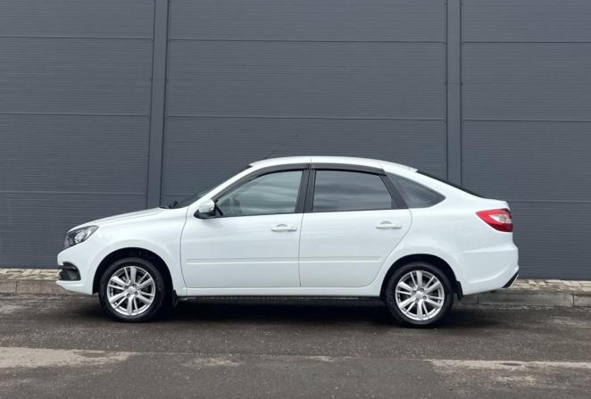 Lada (ВАЗ) Granta I Рестайлинг с пробегом 2024 года, цена 919 000 рублей, 16072 км, лифтбек, Автокод Объявления