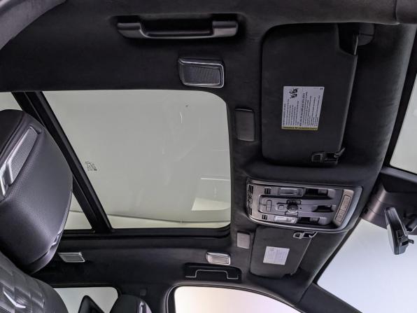 Cadillac Escalade V с пробегом 2022 года, цена 9 950 000 рублей, 78458 км, внедорожник, Автокод Объявления