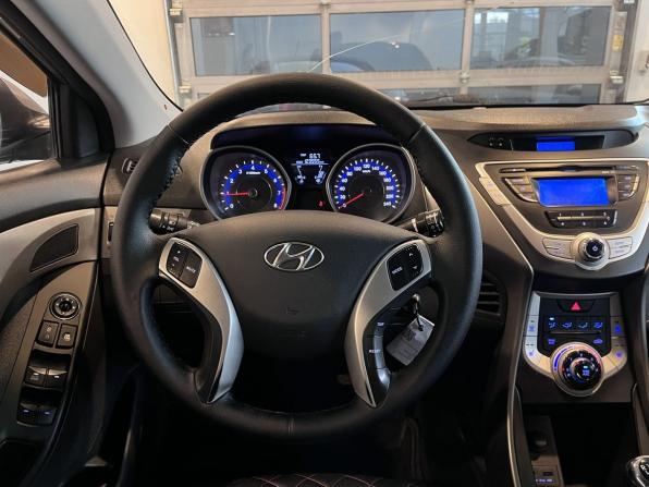Hyundai Elantra V (MD) с пробегом 2012 года, цена 1 096 000 рублей, 123953 км, седан, Автокод Объявления