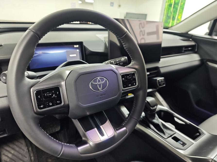 Toyota RAV4 VI (XA60) Москва  - изображение 12