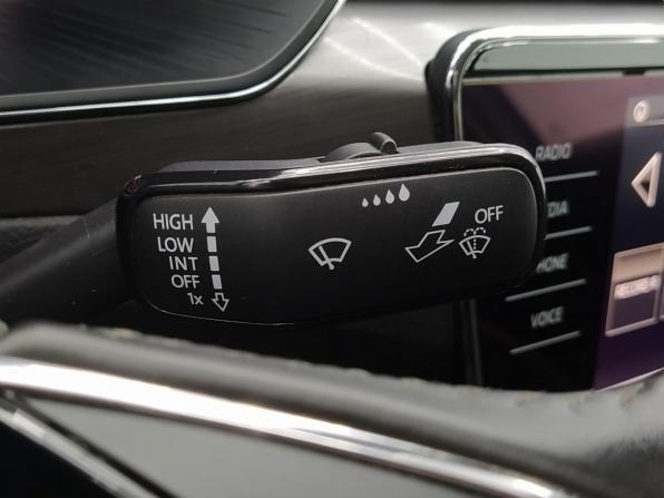Skoda Superb III Рестайлинг с пробегом 2021 года, цена 2 489 000 рублей, 161797 км, лифтбек, Автокод Объявления