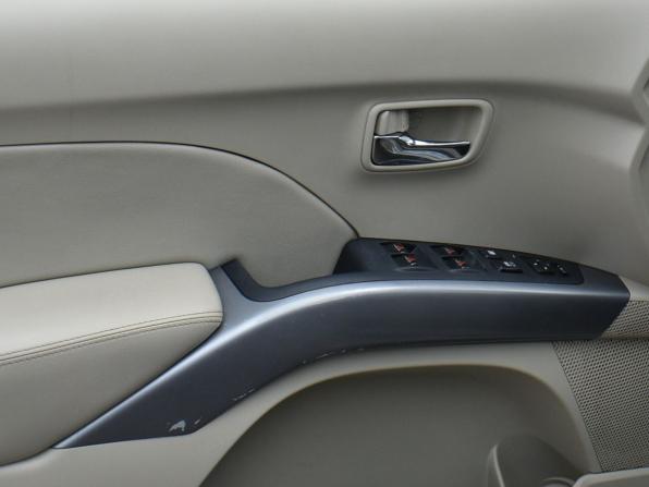 Mitsubishi Outlander II с пробегом 2008 года, цена 749 000 рублей, 359608 км, внедорожник, Автокод Объявления