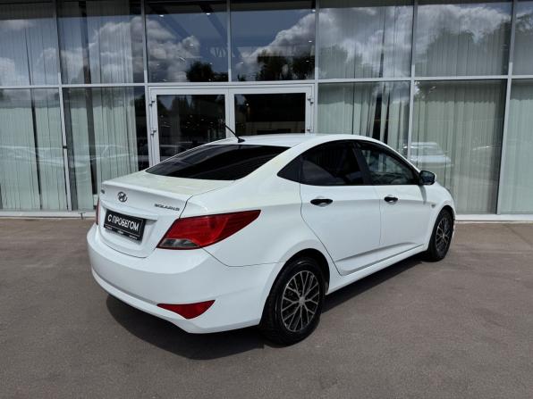 Hyundai Solaris I Рестайлинг с пробегом 2015 года, цена 880 000 рублей, 210111 км, седан, Автокод Объявления