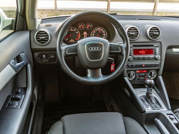 Audi A3 II (8P) Рестайлинг 2 с пробегом 2011 года, цена 898 000 рублей, 170221 км, хэтчбек, Автокод Объявления