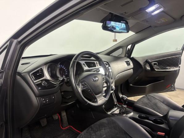 Kia Ceed II Рестайлинг с пробегом 2015 года, цена 1 380 000 рублей, 90429 км, хэтчбек, Автокод Объявления