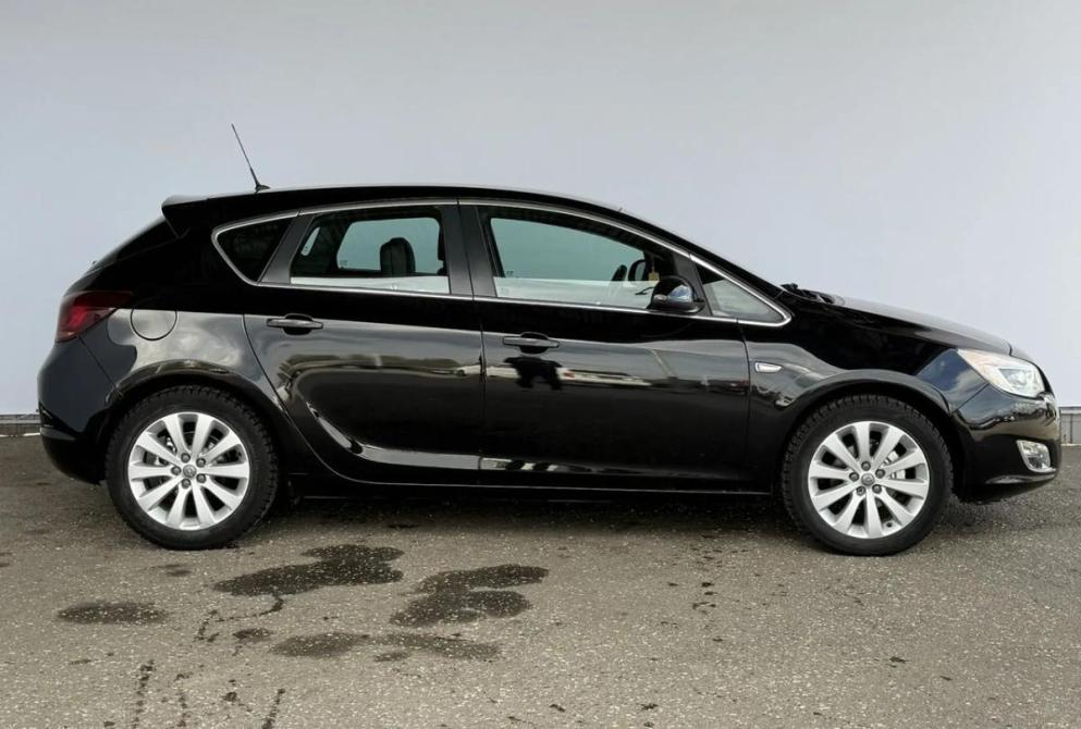 Opel Astra J Киров  - изображение 4