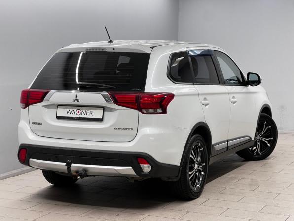 Mitsubishi Outlander III Рестайлинг 2 с пробегом 2015 года, цена 1 380 000 рублей, 200716 км, внедорожник, Автокод Объявления