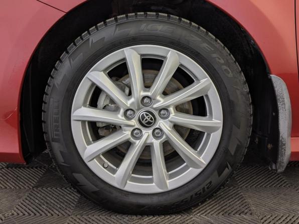 Toyota Camry VIII (XV70) Рестайлинг с пробегом 2021 года, цена 2 645 000 рублей, 85416 км, седан, Автокод Объявления