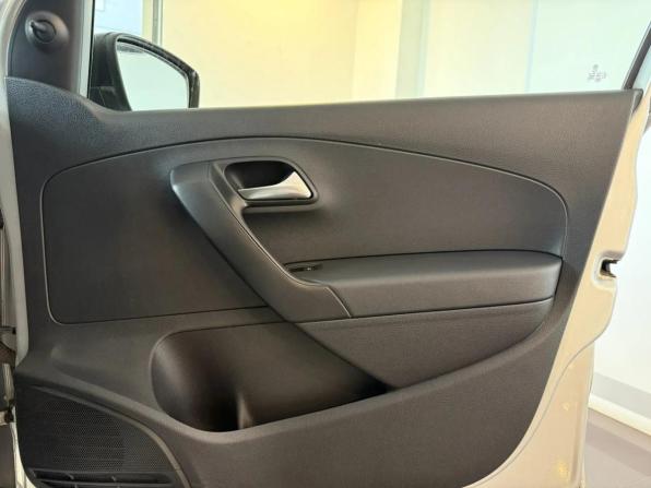 Volkswagen Polo V с пробегом 2013 года, цена 609 000 рублей, 192144 км, седан, Автокод Объявления