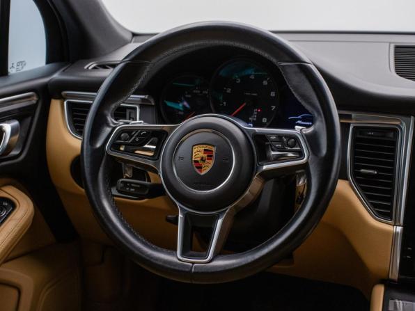 Porsche Macan I с пробегом 2017 года, цена 3 220 000 рублей, 124122 км, внедорожник, Автокод Объявления