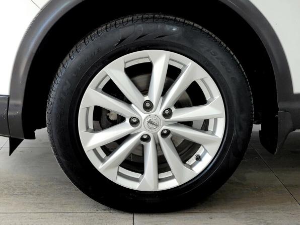 Nissan Qashqai II с пробегом 2018 года, цена 2 000 000 рублей, 63715 км, внедорожник, Автокод Объявления