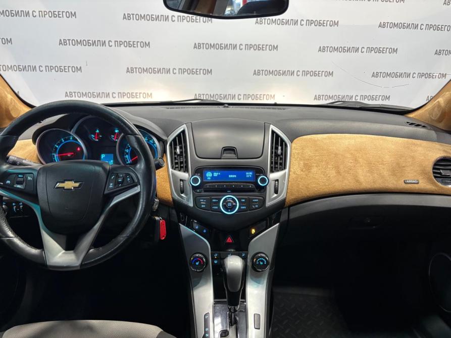 Chevrolet Cruze I Рестайлинг Санкт-Петербург  - изображение 19