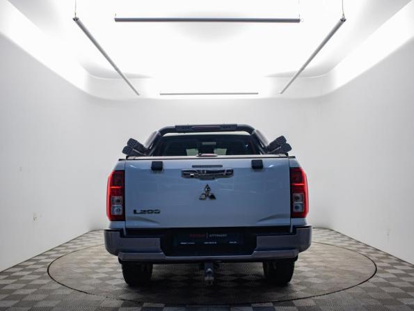 Mitsubishi L200 VI с пробегом 2024 года, цена 4 470 000 рублей, 48180 км, offers.body_type.unknown, Автокод Объявления