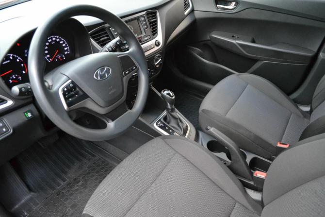 Hyundai Solaris II с пробегом 2017 года, цена 1 210 000 рублей, 109580 км, седан, Автокод Объявления
