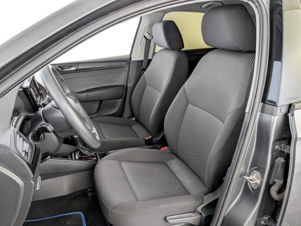 Volkswagen Polo VI с пробегом 2021 года, цена 1 435 000 рублей, 101315 км, лифтбек, Автокод Объявления