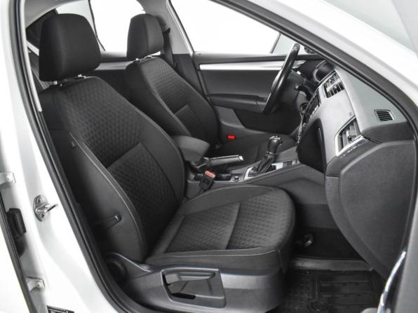 Skoda Octavia III (A7) с пробегом 2016 года, цена 1 574 000 рублей, 133191 км, лифтбек, Автокод Объявления