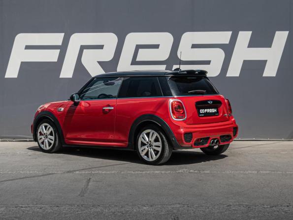 Mini Hatch III (F55/F56) с пробегом 2016 года, цена 2 385 000 рублей, 78458 км, хэтчбек, Автокод Объявления