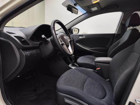 Hyundai Solaris I Рестайлинг с пробегом 2014 года, цена 1 099 000 рублей, 147185 км, седан, Автокод Объявления