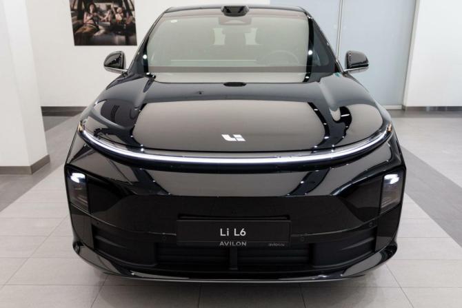 Новый Li Auto (Lixiang) L6 2025 года, цена 8 949 000 рублей, внедорожник, Автокод Объявления
