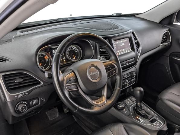 Jeep Cherokee V (KL) Рестайлинг с пробегом 2018 года, цена 2 400 000 рублей, 101850 км, внедорожник, Автокод Объявления