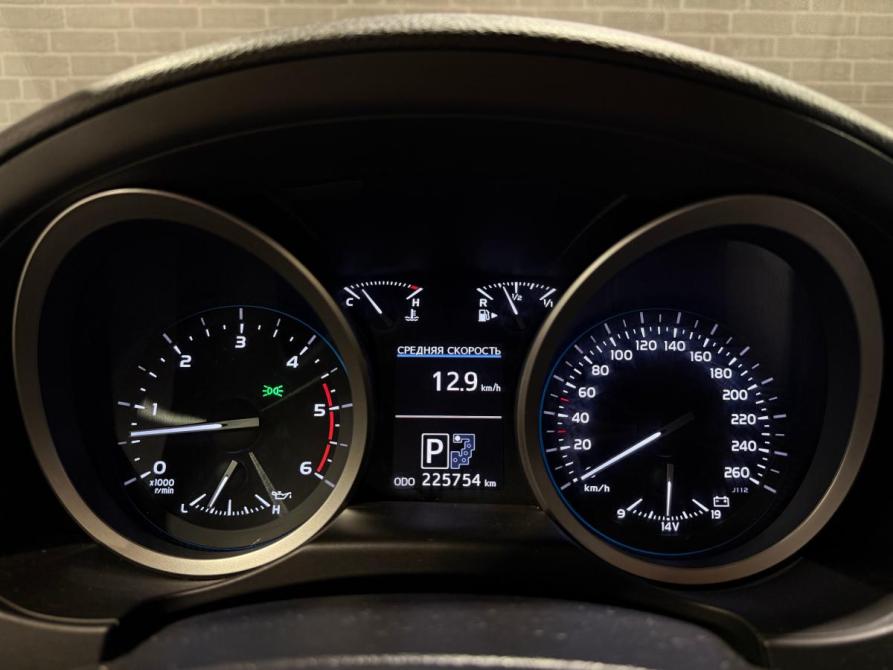 Toyota Land Cruiser 200 Series Рестайлинг 1 Челябинск  - изображение 29