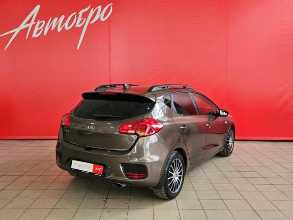 Kia Ceed II Рестайлинг с пробегом 2018 года, цена 1 425 000 рублей, 108437 км, хэтчбек, Автокод Объявления