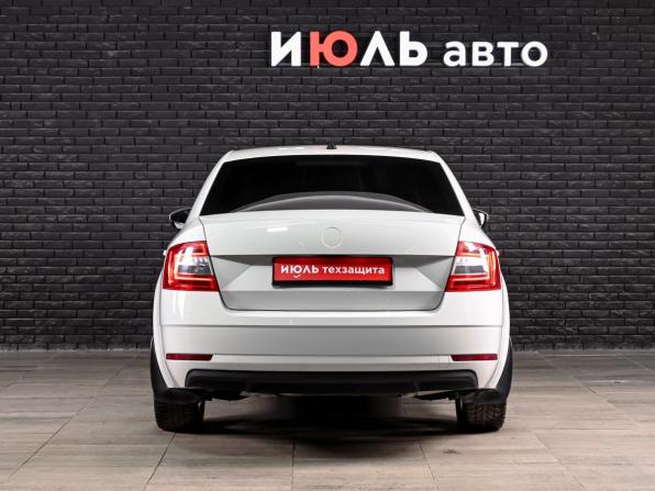Skoda Octavia III (A7) Рестайлинг с пробегом 2019 года, цена 1 480 000 рублей, 171092 км, лифтбек, Автокод Объявления