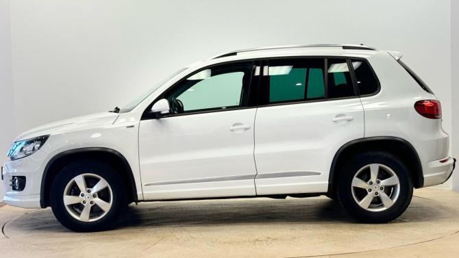 Volkswagen Tiguan I Рестайлинг с пробегом 2016 года, цена 1 650 000 рублей, 177215 км, внедорожник, Автокод Объявления