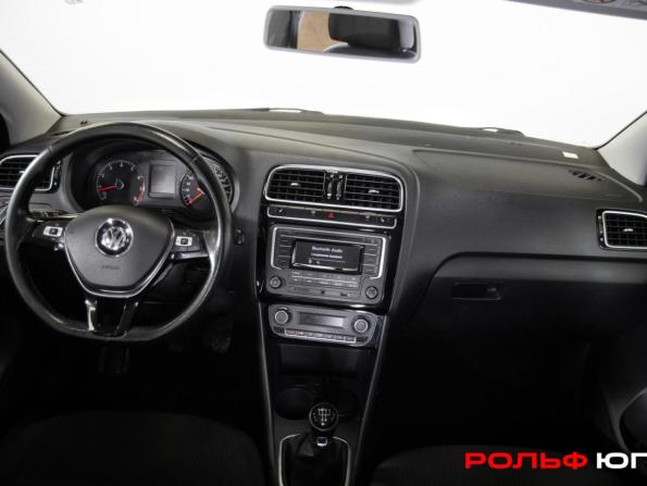 Volkswagen Polo V Рестайлинг с пробегом 2017 года, цена 888 000 рублей, 168560 км, седан, Автокод Объявления