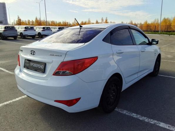 Hyundai Solaris I Рестайлинг с пробегом 2015 года, цена 828 000 рублей, 210075 км, седан, Автокод Объявления