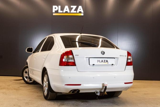 Skoda Octavia II (A5) Рестайлинг с пробегом 2012 года, цена 759 000 рублей, 198503 км, лифтбек, Автокод Объявления