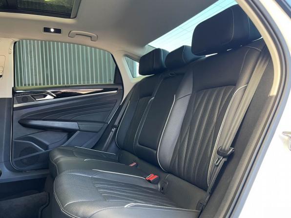 Volkswagen Passat B8 Рестайлинг с пробегом 2021 года, цена 2 877 000 рублей, 55977 км, седан, Автокод Объявления