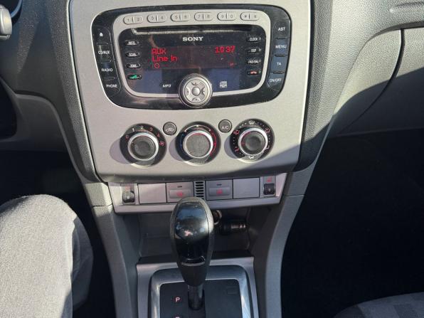Ford Focus II Рестайлинг с пробегом 2009 года, цена 529 000 рублей, 257000 км, седан, Автокод Объявления