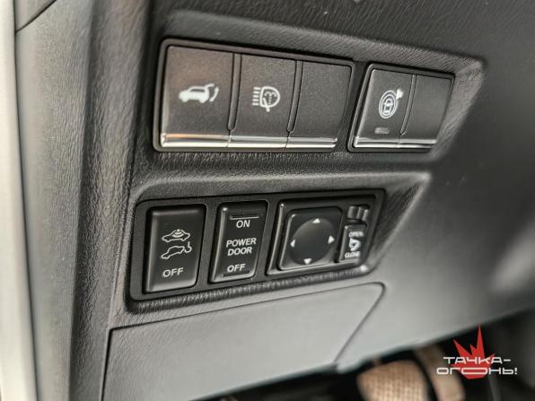 Nissan Patrol VI (Y62) с пробегом 2010 года, цена 1 888 000 рублей, 206000 км, внедорожник, Автокод Объявления
