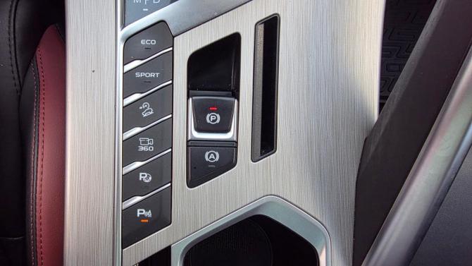 Geely Coolray I с пробегом 2023 года, цена 1 929 000 рублей, 49000 км, внедорожник, Автокод Объявления