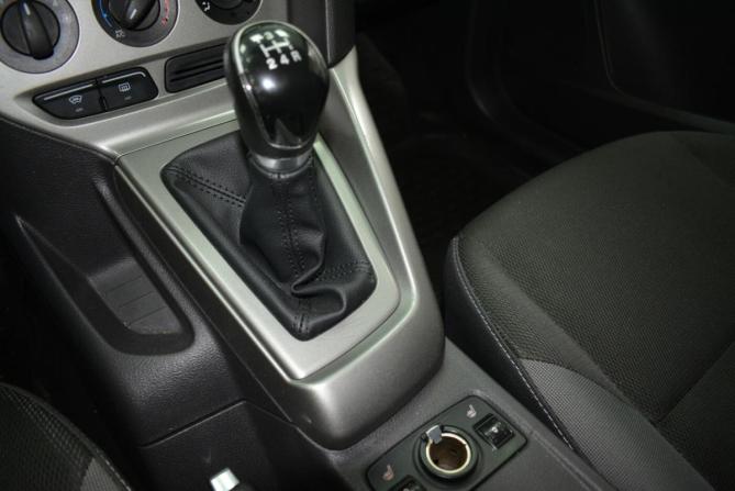 Ford Focus III с пробегом 2014 года, цена 780 000 рублей, 196000 км, универсал, Автокод Объявления