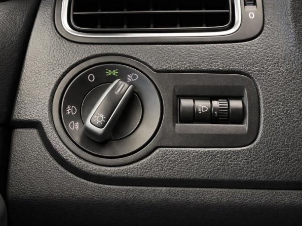 Volkswagen Polo V с пробегом 2011 года, цена 627 000 рублей, 196729 км, седан, Автокод Объявления