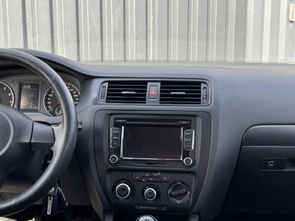 Volkswagen Jetta VI с пробегом 2014 года, цена 810 000 рублей, 210823 км, седан, Автокод Объявления
