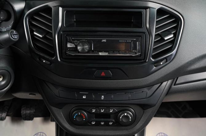 Lada (ВАЗ) Vesta I с пробегом 2017 года, цена 899 000 рублей, 65000 км, седан, Автокод Объявления