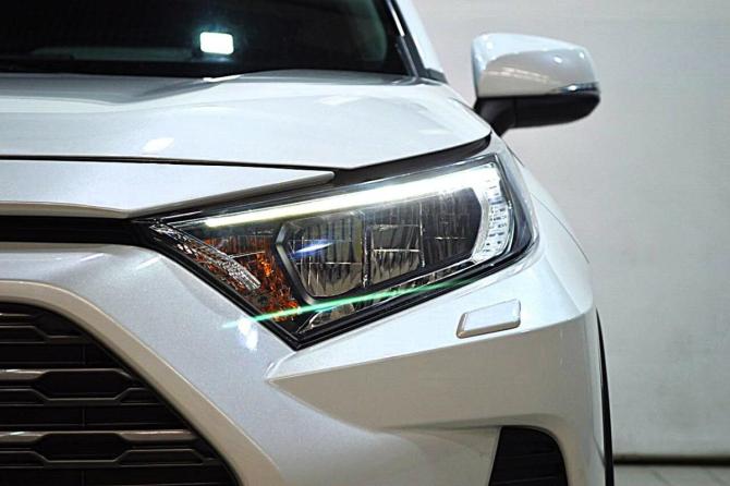 Toyota RAV4 V (XA50) с пробегом 2021 года, цена 3 499 000 рублей, 43000 км, внедорожник, Автокод Объявления