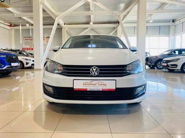 Volkswagen Polo V Рестайлинг с пробегом 2017 года, цена 890 000 рублей, 166000 км, седан, Автокод Объявления