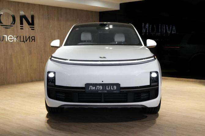 Новый Li Auto (Lixiang) L9 I Рестайлинг 2025 года, цена 11 990 000 рублей, внедорожник, Автокод Объявления