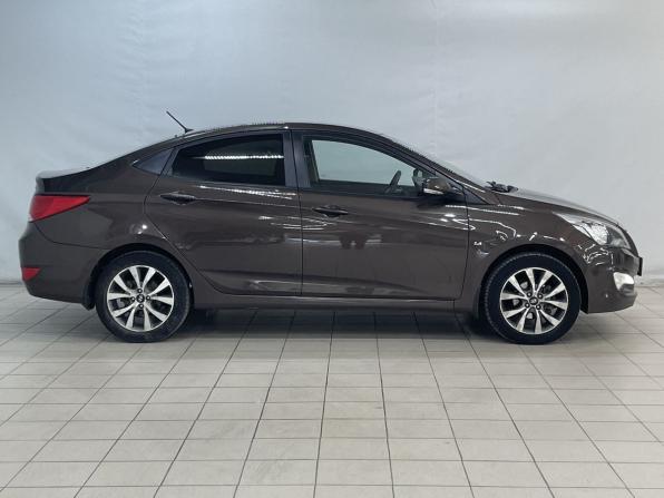 Hyundai Solaris I Рестайлинг с пробегом 2015 года, цена 986 000 рублей, 181661 км, седан, Автокод Объявления