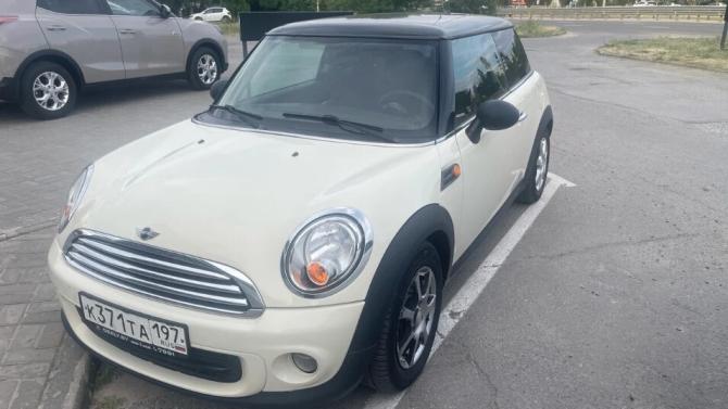 Mini Hatch II (R56) Рестайлинг с пробегом 2011 года, цена 920 000 рублей, 168500 км, хэтчбек, Автокод Объявления