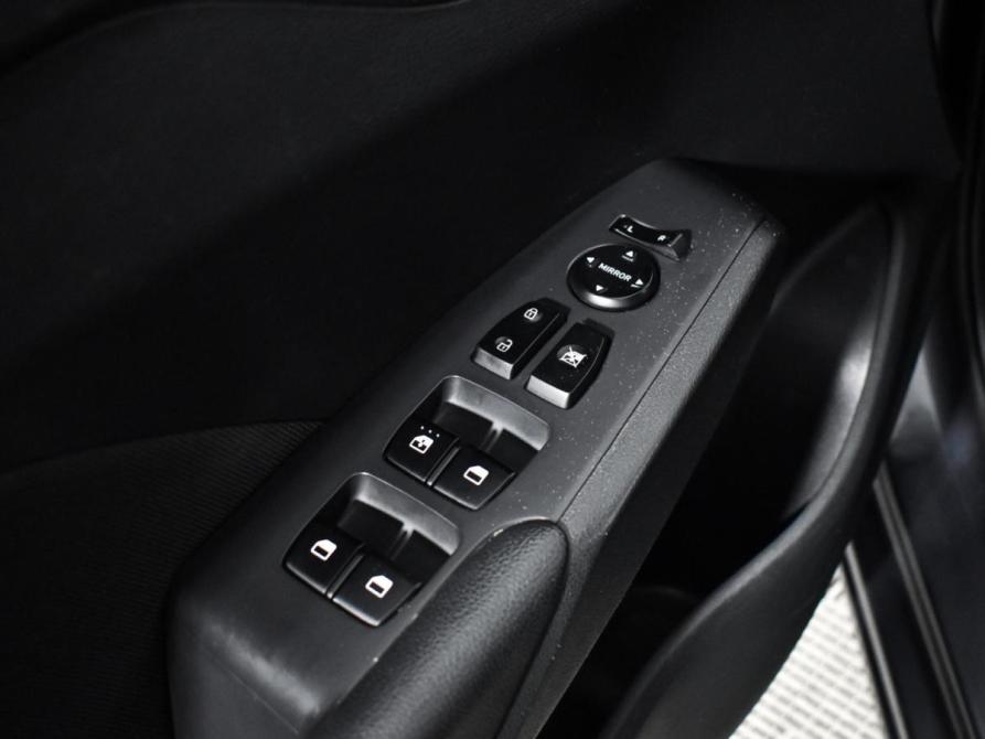 Hyundai Solaris II Санкт-Петербург  - изображение 11