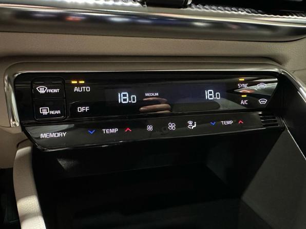 Kia K5 III с пробегом 2021 года, цена 2 780 000 рублей, 53699 км, седан, Автокод Объявления