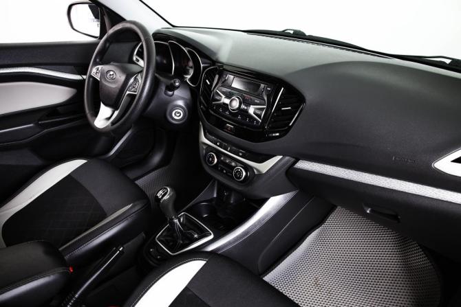 Lada (ВАЗ) Vesta I с пробегом 2019 года, цена 929 000 рублей, 133000 км, седан, Автокод Объявления